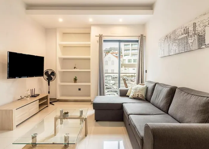 Anadia Atrium F